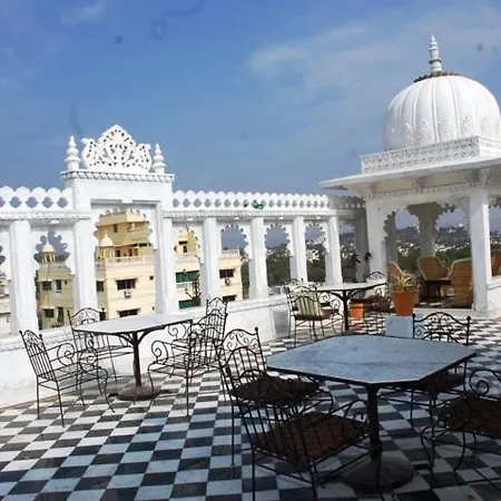 Capital O Moti Mahal-2